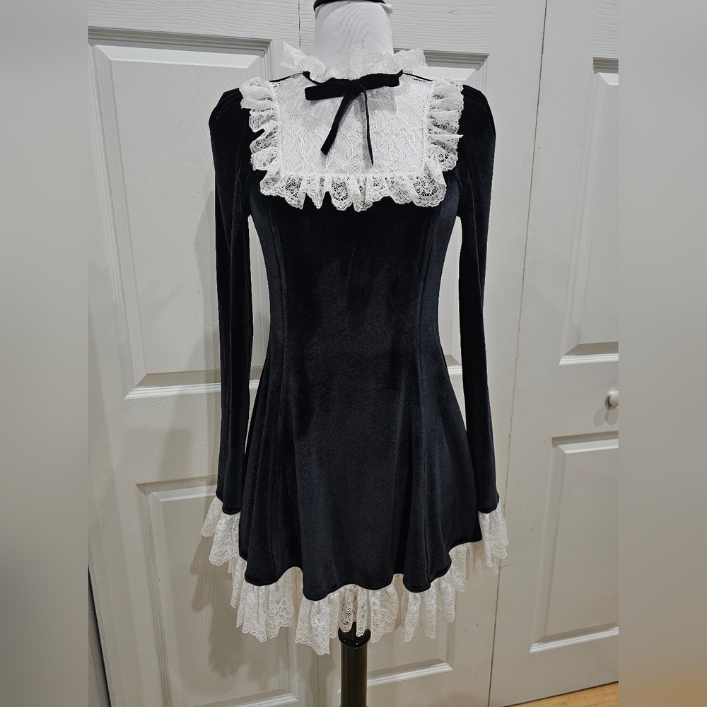 Dolls Kill Goth Widow No Lesson Learned Black & White Velvet Mini Dress S - Picture 5 of 6